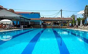 Perkes Hotel Complex (Adults Only)